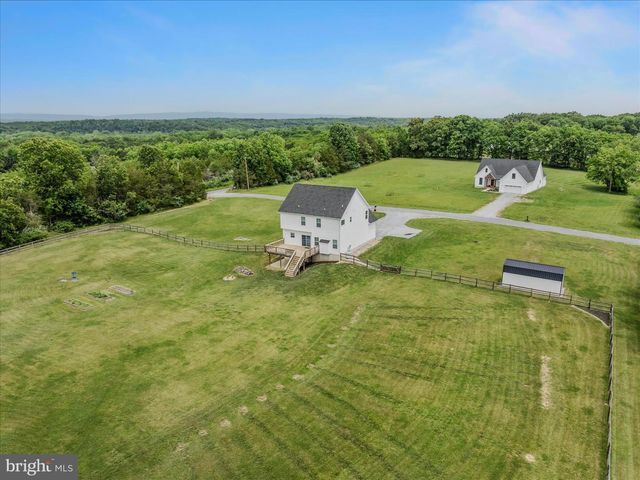 32 TROPHY CT, Kearneysville, WV 25430
