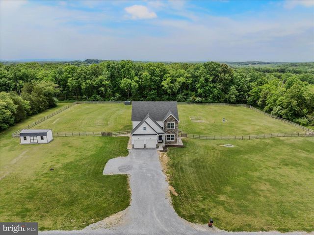 32 TROPHY CT, Kearneysville, WV 25430