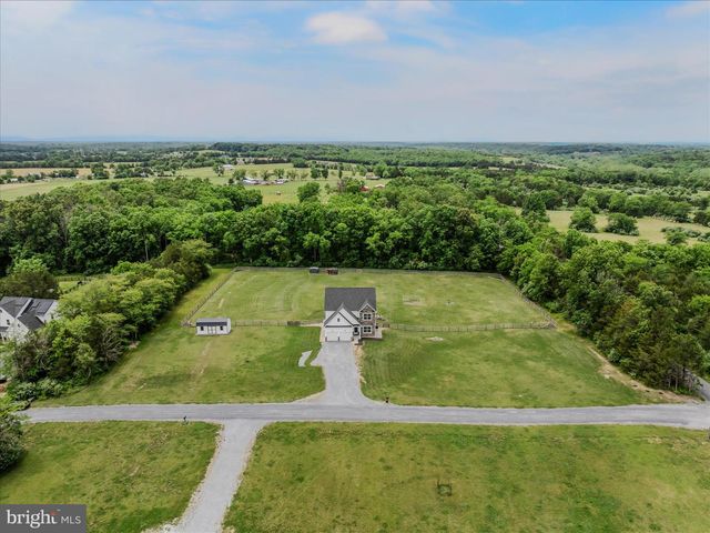 32 TROPHY CT, Kearneysville, WV 25430