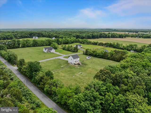 32 TROPHY CT, Kearneysville, WV 25430