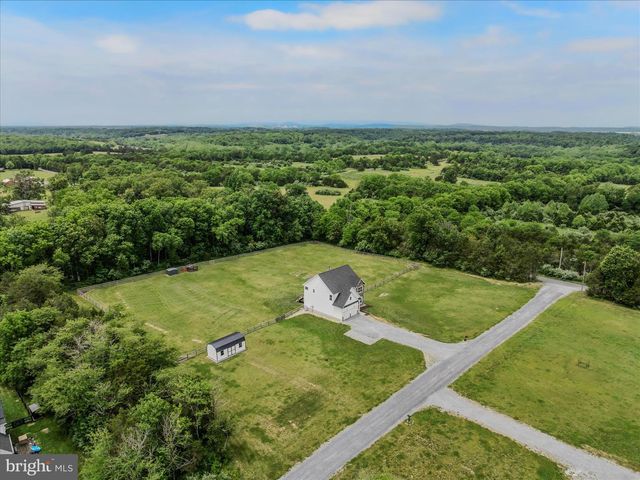 32 TROPHY CT, Kearneysville, WV 25430