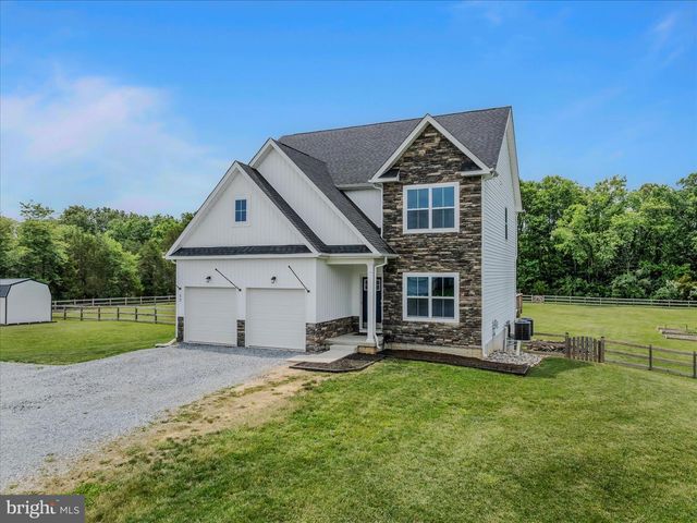 32 TROPHY CT, Kearneysville, WV 25430