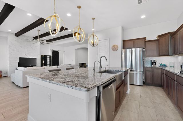 6914 Cleary Loop NE, Rio Rancho, NM 87144