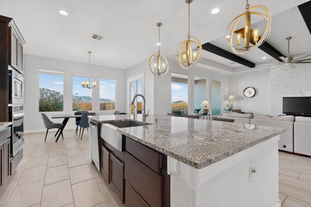 6914 Cleary Loop NE, Rio Rancho, NM 87144