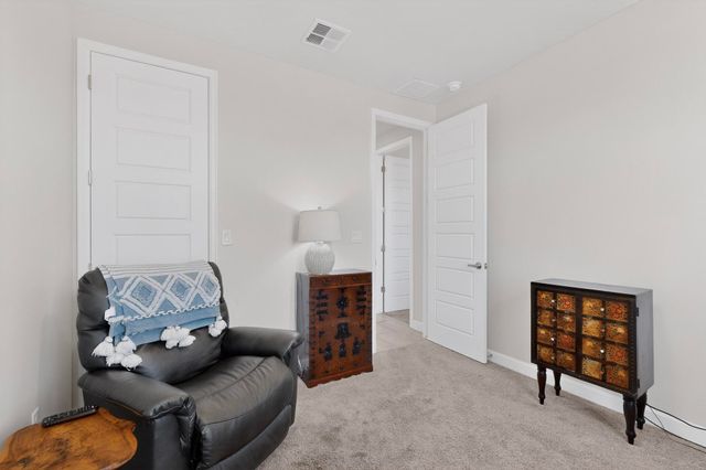 6914 Cleary Loop NE, Rio Rancho, NM 87144