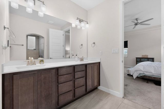 6914 Cleary Loop NE, Rio Rancho, NM 87144