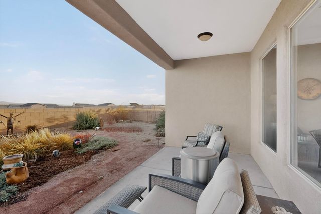 6914 Cleary Loop NE, Rio Rancho, NM 87144