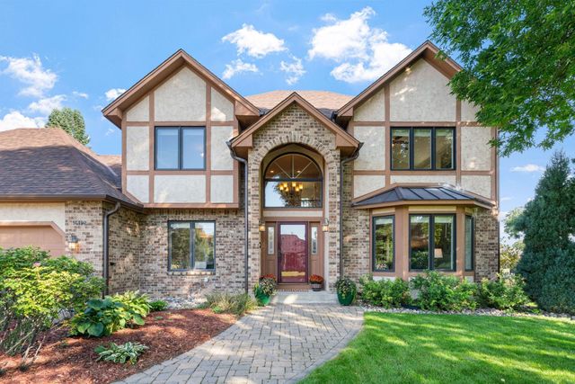 16192 84th Avenue N, Maple Grove, MN 55311