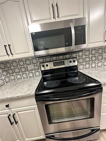 36750 US HIGHWAY 19 N 9-303, Palm Harbor, FL 34684