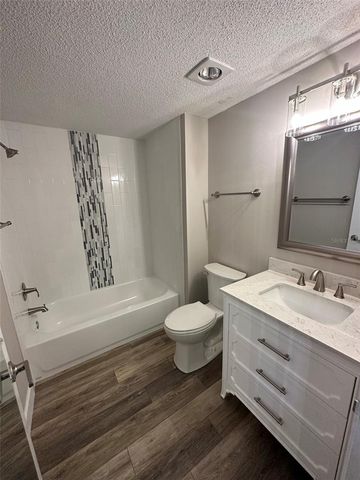 36750 US HIGHWAY 19 N 9-303, Palm Harbor, FL 34684