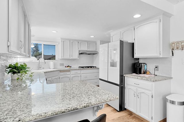 6615 N Harrison Avenue, Fresno, CA 93711