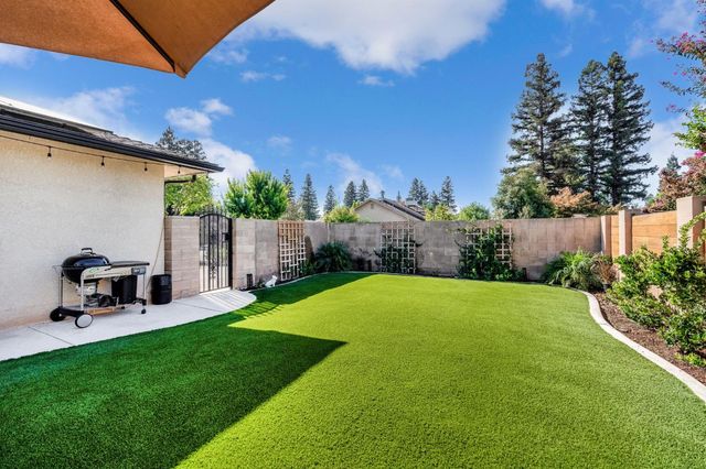 6615 N Harrison Avenue, Fresno, CA 93711