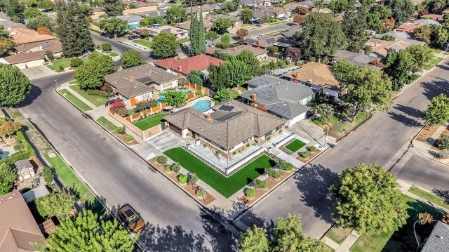 6615 N Harrison Avenue, Fresno, CA 93711