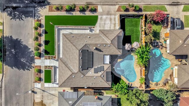 6615 N Harrison Avenue, Fresno, CA 93711