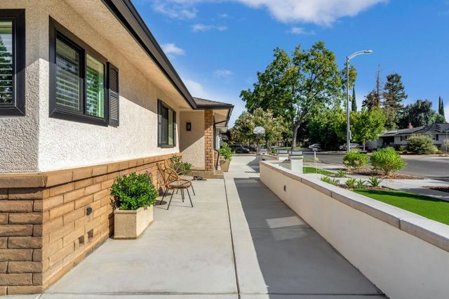 6615 N Harrison Avenue, Fresno, CA 93711