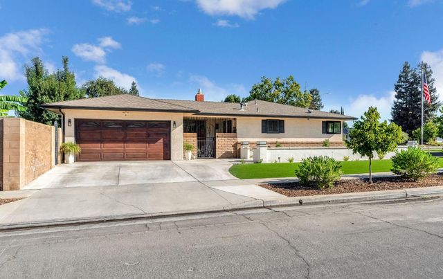 6615 N Harrison Avenue, Fresno, CA 93711