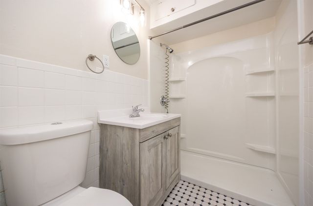 4290 NW 11th Street, Des Moines, IA 50313