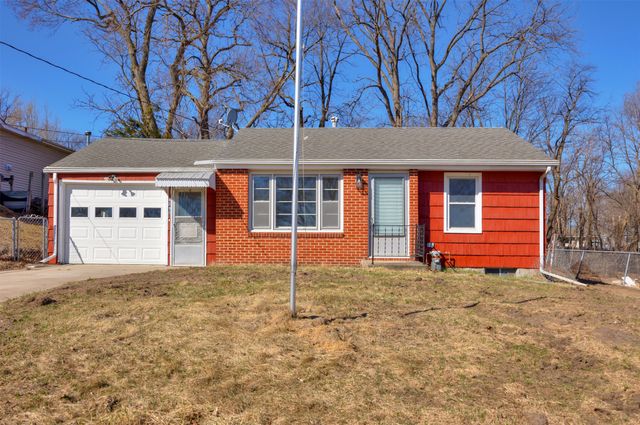 4290 NW 11th Street, Des Moines, IA 50313