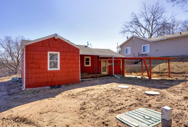 4290 NW 11th Street, Des Moines, IA 50313