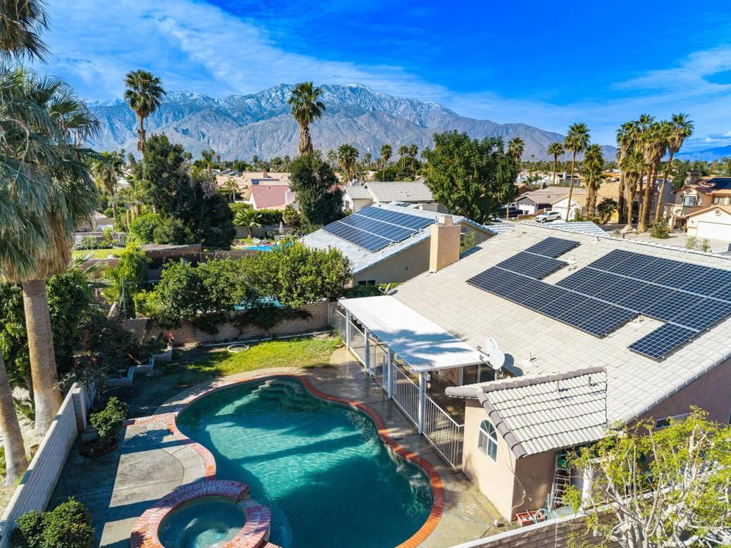 Image 5 of property listing at 68385 Risueno Road, Cathedral City, CA 92234