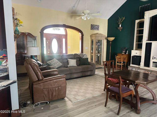 2511 Bells Fork Road, Greenville, NC 27858