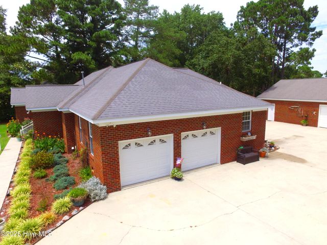 2511 Bells Fork Road, Greenville, NC 27858