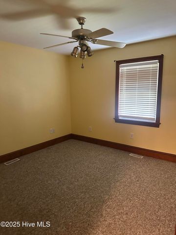 2511 Bells Fork Road, Greenville, NC 27858