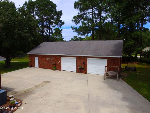 2511 Bells Fork Road, Greenville, NC 27858