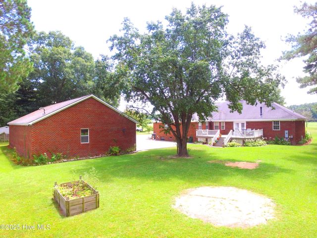 2511 Bells Fork Road, Greenville, NC 27858