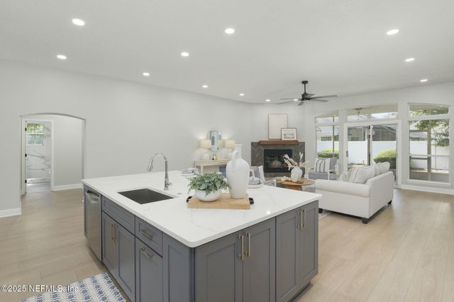 1036 DURBIN PARKE Drive, St. Johns, FL 32259