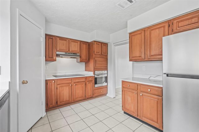 15506 Sungold Court, Houston, TX 77095
