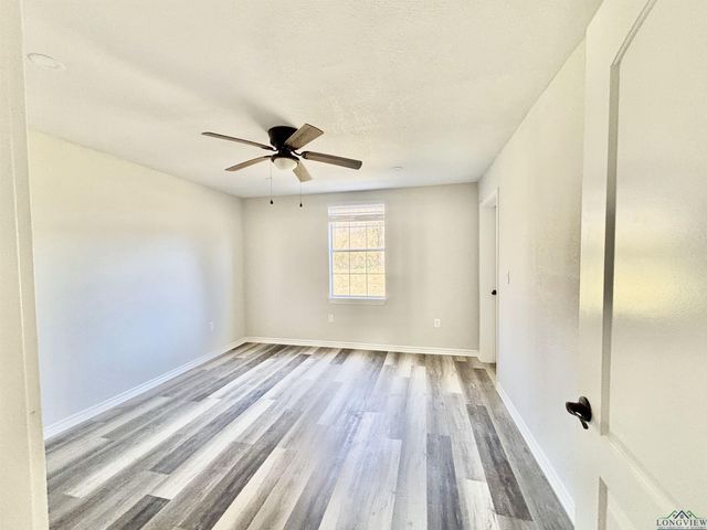 68 Eason Lane, Atlanta, TX 75551