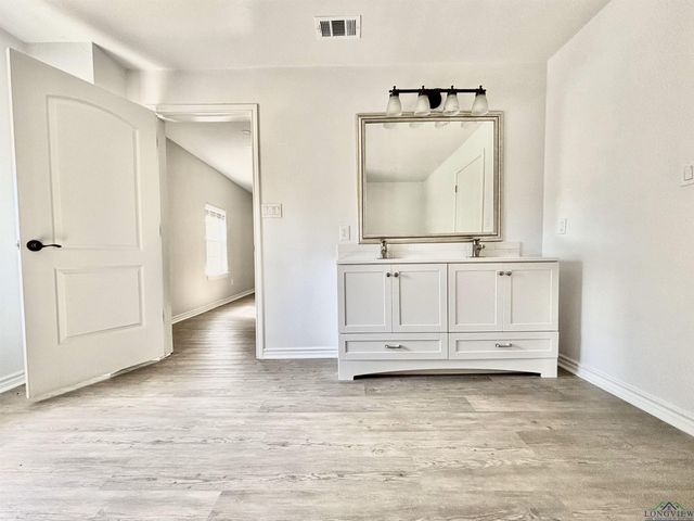 68 Eason Lane, Atlanta, TX 75551
