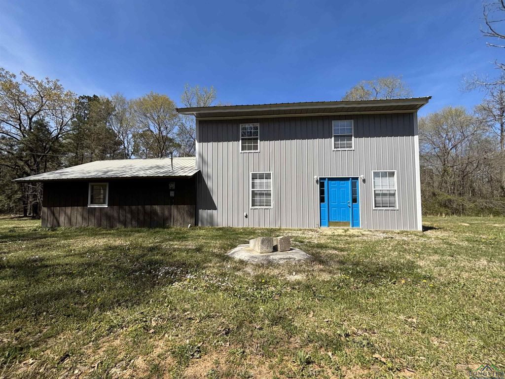 68 Eason Lane, Atlanta, TX 75551
