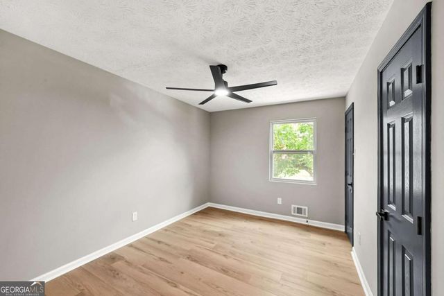 8276 San Jose Trail, Jonesboro, GA 30236