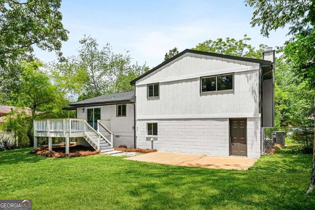 8276 San Jose Trail, Jonesboro, GA 30236