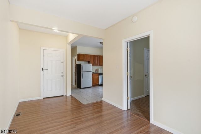 320 7Th St, Union City, NJ 07087