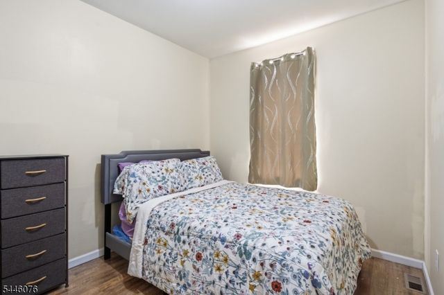 320 7Th St, Union City, NJ 07087
