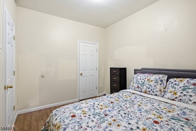 320 7Th St, Union City, NJ 07087