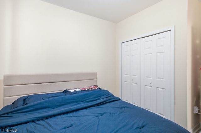 320 7Th St, Union City, NJ 07087