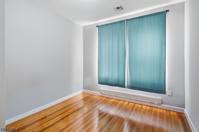 320 7Th St, Union City, NJ 07087