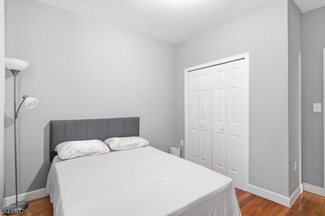 320 7Th St, Union City, NJ 07087