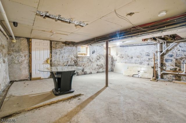 320 7Th St, Union City, NJ 07087