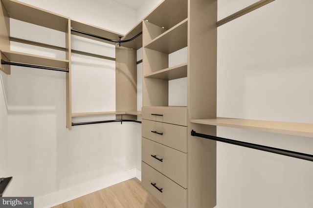 859 N LEXINGTON ST, Arlington, VA 22205