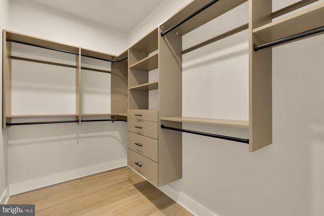 859 N LEXINGTON ST, Arlington, VA 22205