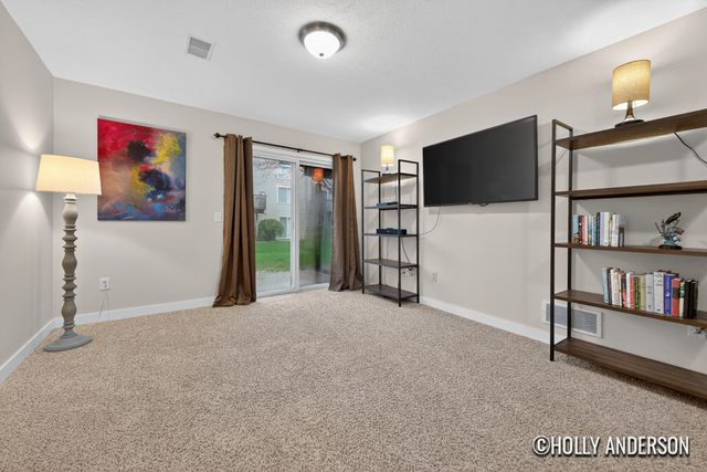 2929 Stoney Creek Court 102, Georgetown Twp, MI 49426