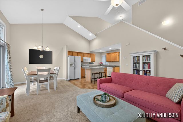 2929 Stoney Creek Court 102, Georgetown Twp, MI 49426