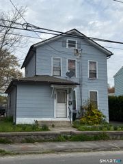109 Edgewood Avenue, Waterbury, CT 06706