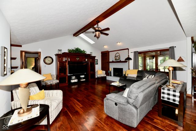 5006 Essex Drive, Carmel, IN 46033