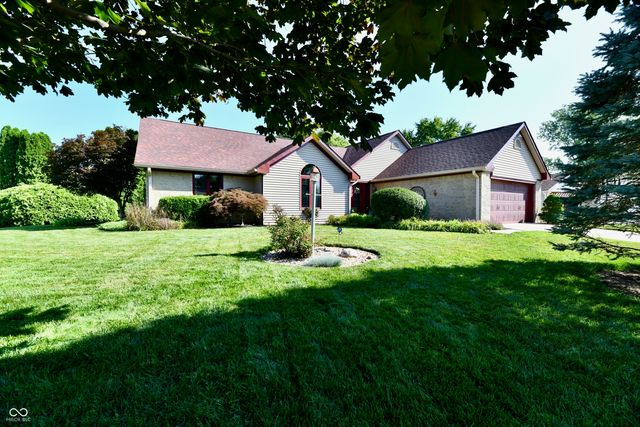5006 Essex Drive, Carmel, IN 46033